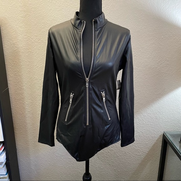 Frederick's of Hollywood Tops - NWT Frederick’s of Hollywood Bree Long Sleeve Bodysuit (Black, L/XL)